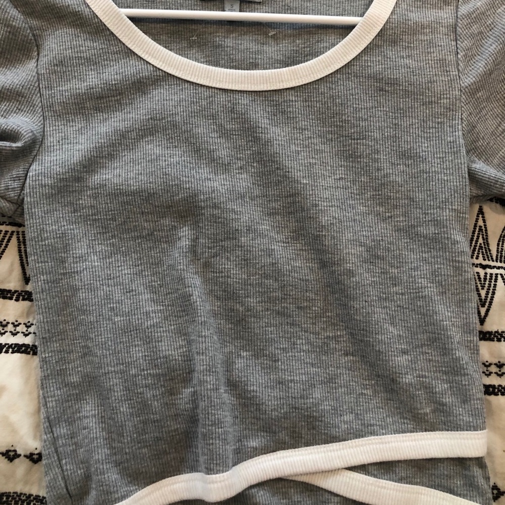 Charlotte Russe cropped tee
